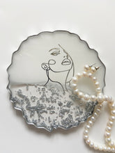 Load image into Gallery viewer, White and Silver Agate Resin Coasters (set of 4) - neerjatrehan.com