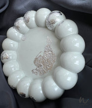 Load image into Gallery viewer, Aura Pearl Tray- 4 (Maxi Pearls)