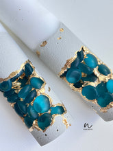 Load image into Gallery viewer, Turquoise Pebble Candles