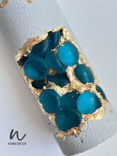 Load image into Gallery viewer, Turquoise Pebble Candles