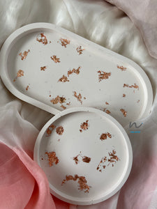Misty Rose oval trinket tray | Jesmonite Homeware | Interior Decoration jewelry | dish | display tray | decorative tray | key tray