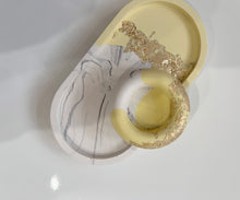 Load image into Gallery viewer, Pastel Yellow &amp; Gold Leaf Trinket Tray Set