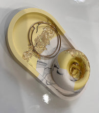 Load image into Gallery viewer, Pastel Yellow &amp; Gold Leaf Trinket Tray Set
